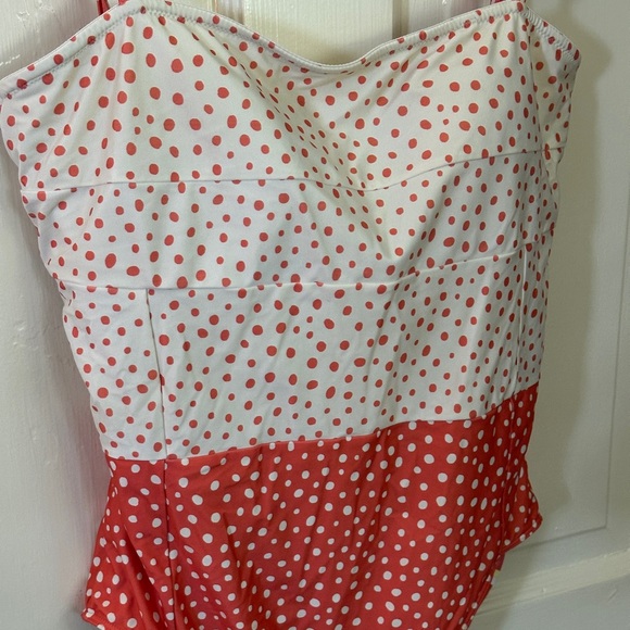 Summersalt Ruffle Oasis - Picture 3 of 5